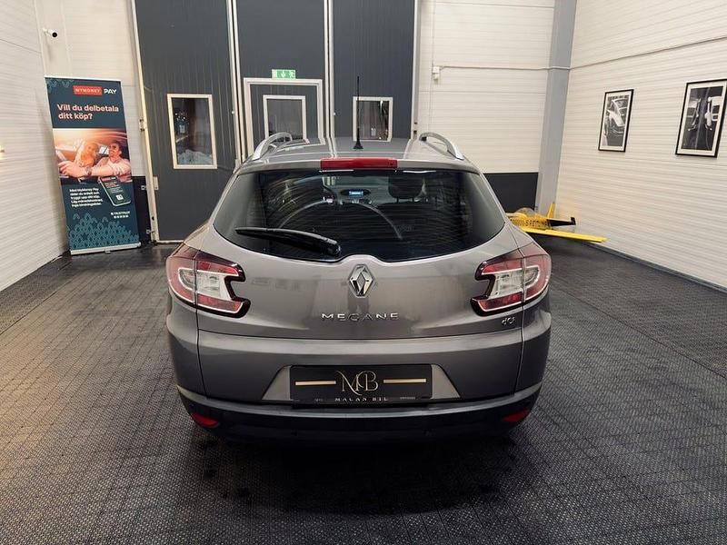 Begagnad Renault Mégane III 110 HK (80 kW) 2015 Grå