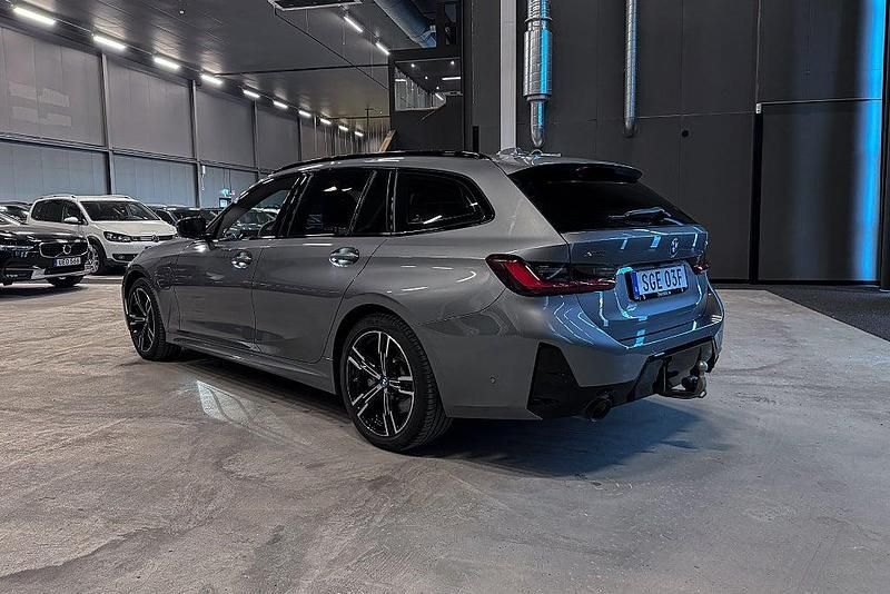 Begagnad BMW 330e M Sport 184 HK (135 kW) 2024 Grå Kombi