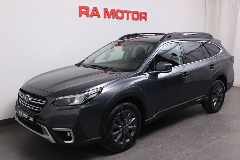 Grå (magnetite gray) Begagnad 2023 Subaru Outback SUV | 464 900 kr (Marknadspris) - Bild 1/4