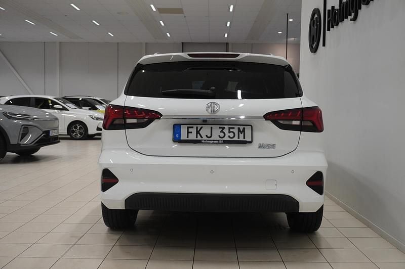 Begagnad MG MG5 EV Long Range 114 kW (156 HK) 2022 Vit Kombi