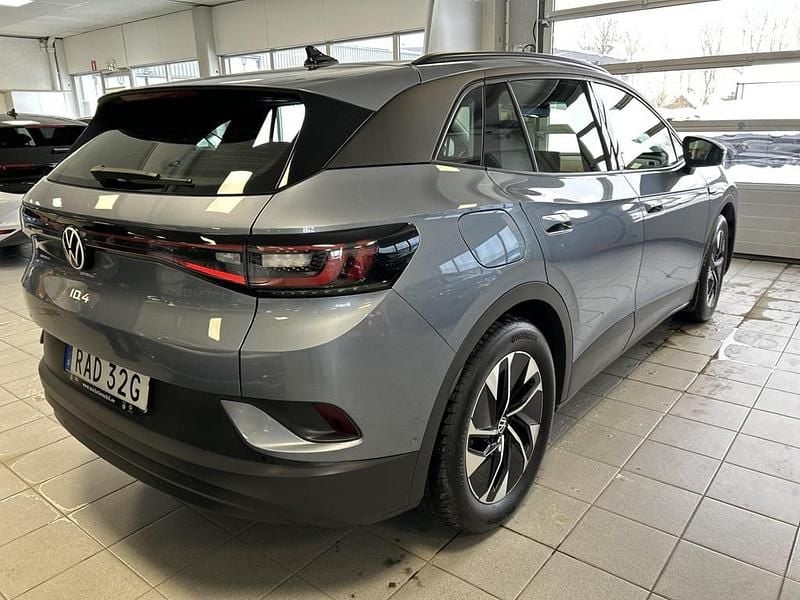 Begagnad VW ID.4 Pro Performance 150 kW (204 HK) 2023 Blå SUV