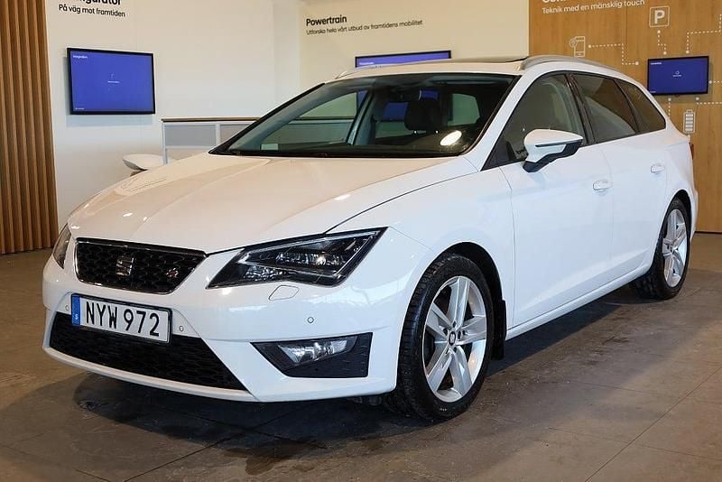 Vit Begagnad 2016 Seat Leon ST FR Kombi | 119 900 kr (Marknadspris) - Bild 1/3