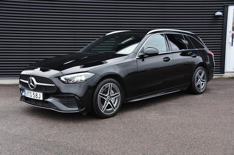 Svart Begagnad 2024 Mercedes C300 AMG line Kombi | 439 900 kr - Bild 1/4