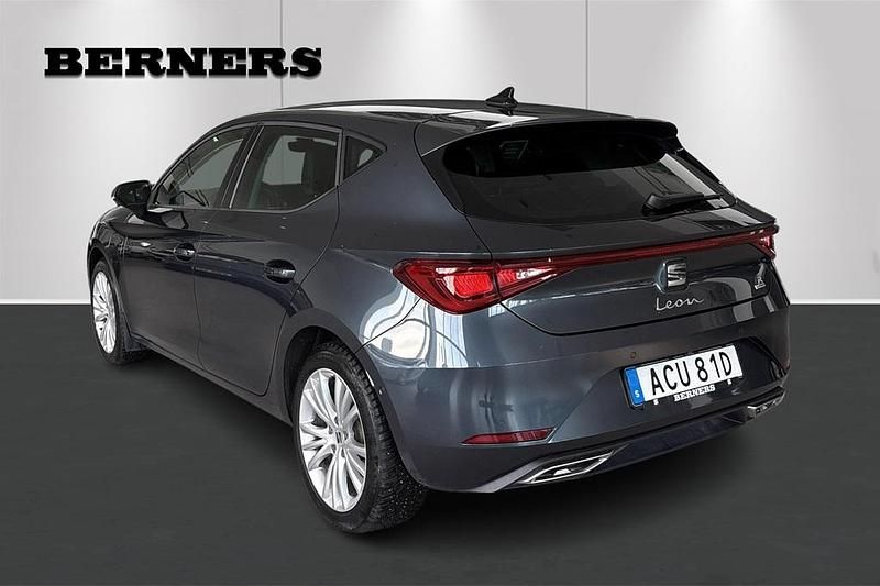 Begagnad Seat Leon 2024 Grå