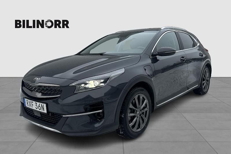 Grå Begagnad 2021 Kia XCeed SUV | 229 900 kr (Marknadspris) - Bild 1/4