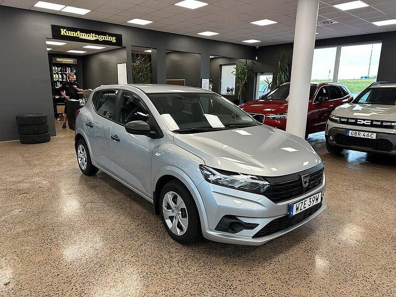 Okänd Begagnad 2021 Dacia Sandero Halvkombi | 109 900 kr (Lite dyr) - Bild 1/4