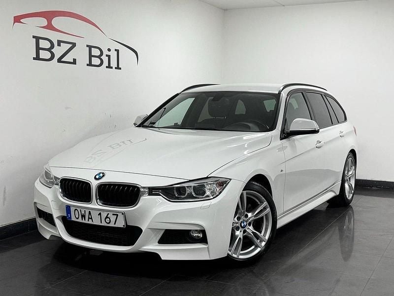 Vit Begagnad 2015 BMW 318 M Sport Kombi | 184 900 kr (Marknadspris) - Bild 1/4