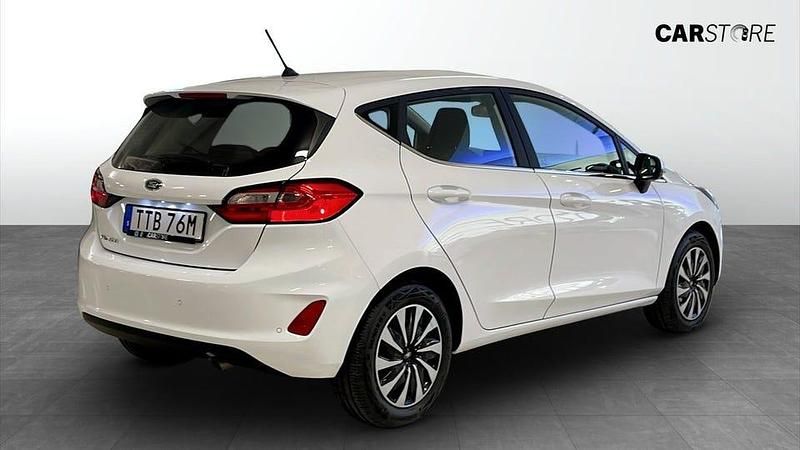Begagnad Ford Fiesta 95 HK (69 kW) 2023 Vit Halvkombi