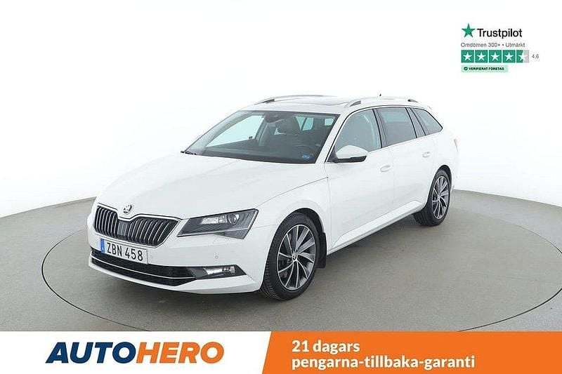Vit Begagnad 2017 Skoda Superb LAURIN & KLEMENT Kombi | 299 000 kr (Lite dyr) - Bild 1/4