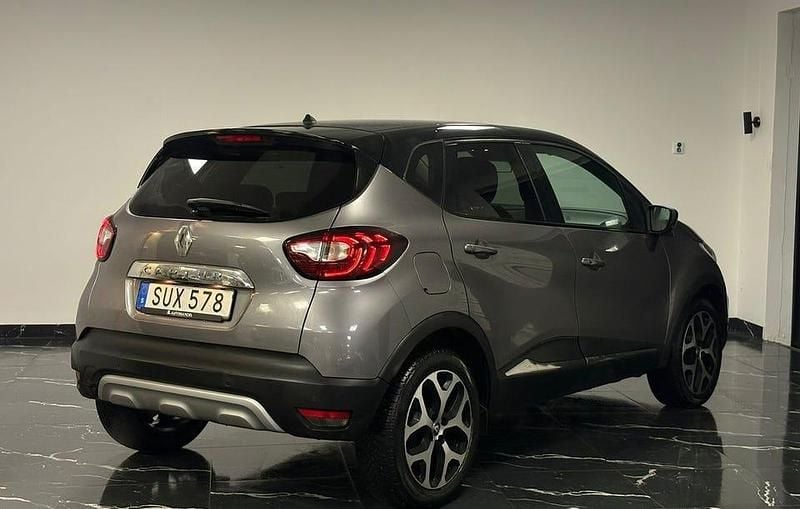 Begagnad Renault Captur 118 HK (86 kW) 2018 Flerfärgad SUV
