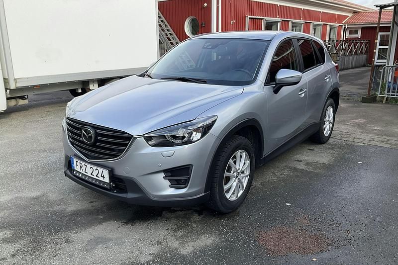 Grå Begagnad 2015 Mazda CX-5 SUV | 151 000 kr (Marknadspris) - Bild 1/4