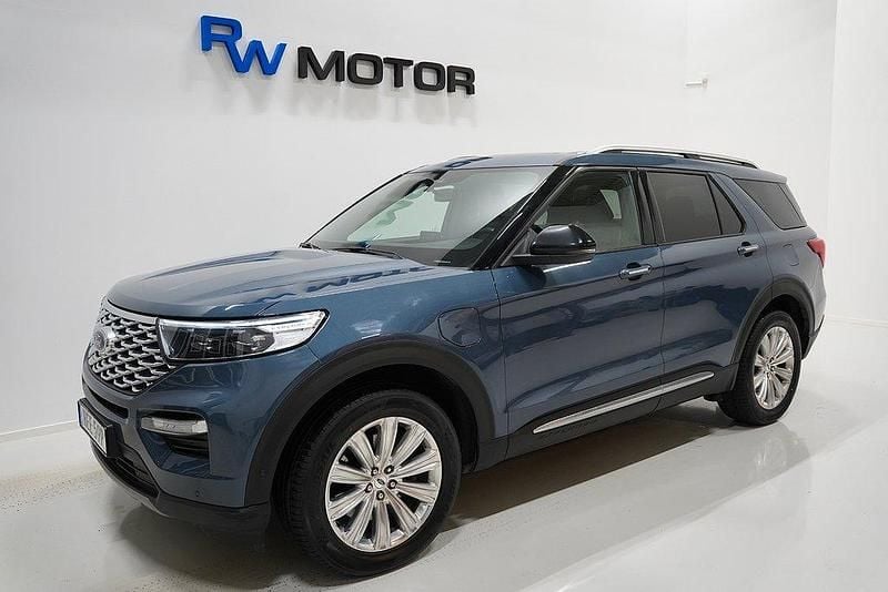 Blå Begagnad 2021 Ford Explorer Platinum SUV | 384 900 kr (Marknadspris) - Bild 1/4