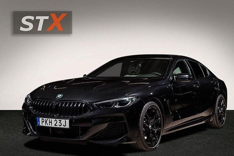 Svart Begagnad 2019 BMW 840 M Sport Sportkupé | 769 000 kr - Bild 1/4