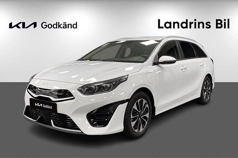 Vit Begagnad 2022 Kia Ceed Sportswagon Advance Kombi | 269 000 kr (Dyr) - Bild 1/4