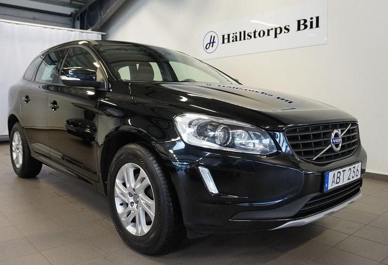 Svart Begagnad 2017 Volvo XC60 Standard SUV | 189 900 kr (Bra pris) - Bild 1/4