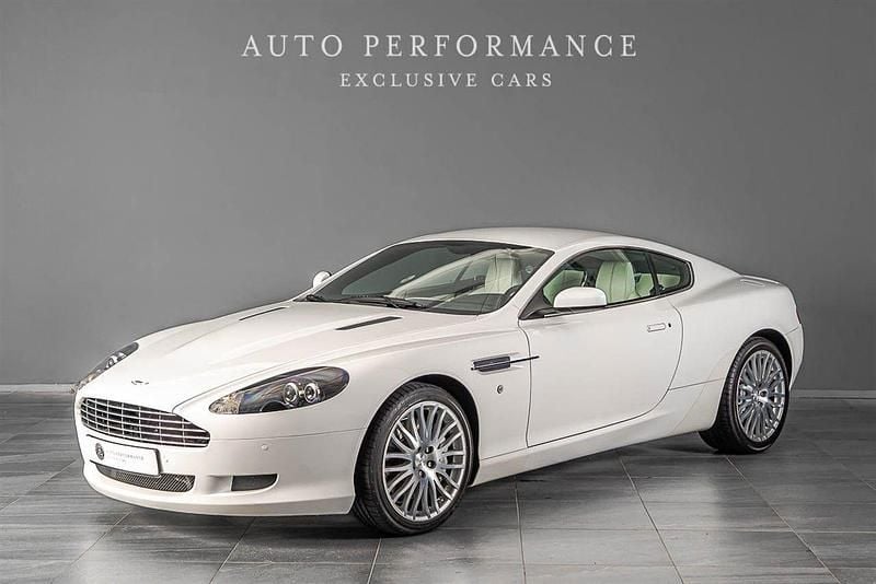 Begagnad 2009 Aston Martin DB9 Sportkupé | 699 900 kr - Bild 1/4