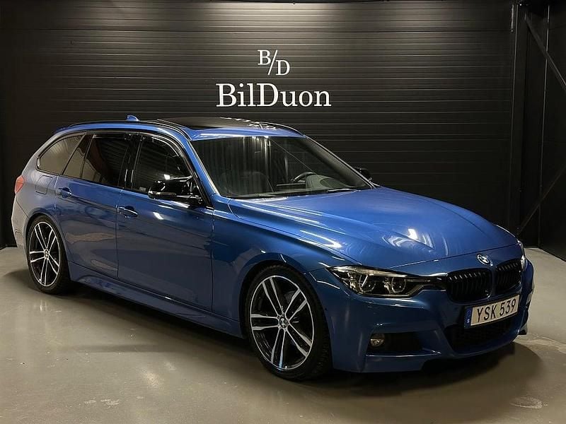 Blå Begagnad 2018 BMW 330 M Sport Kombi | 329 900 kr (Marknadspris) - Bild 1/4