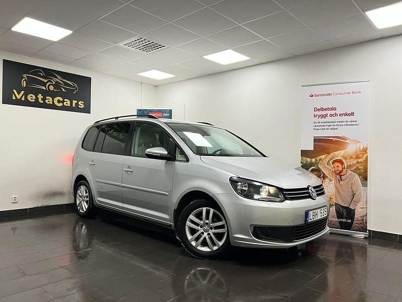 Silver Begagnad 2011 VW Touran Minibuss | 59 900 kr (Marknadspris) - Bild 1/4