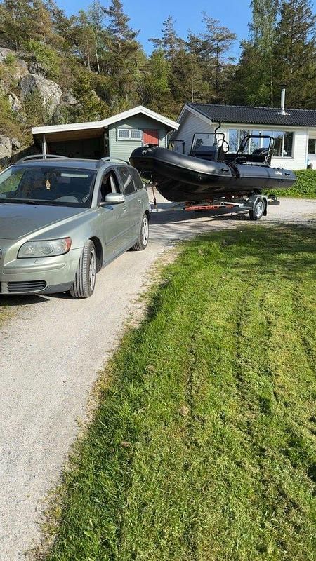 Grön Begagnad 2007 Volvo V50 Kinetic Kombi | 7 000 kr (Bra pris) - Bild 1/2