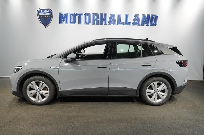 Grå Begagnad 2023 VW ID.4 Pro Performance SUV | 279 900 kr (Bra pris) - Bild 1/4