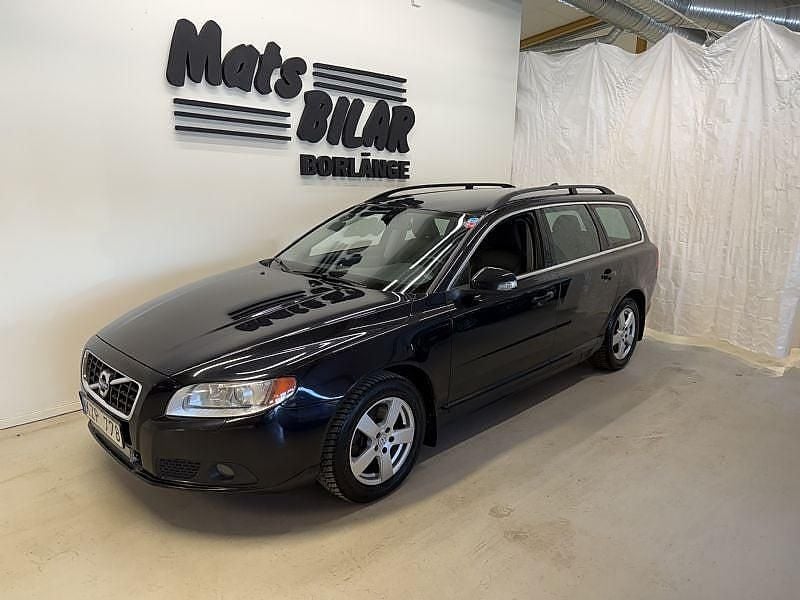 Begagnad Volvo V70 Momentum 163 HK (119 kW) 2010 Svart Kombi