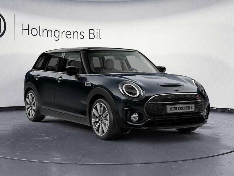 Svart Begagnad 2022 Mini Cooper Clubman Kombi | 279 500 kr (Bra pris) - Bild 1/4