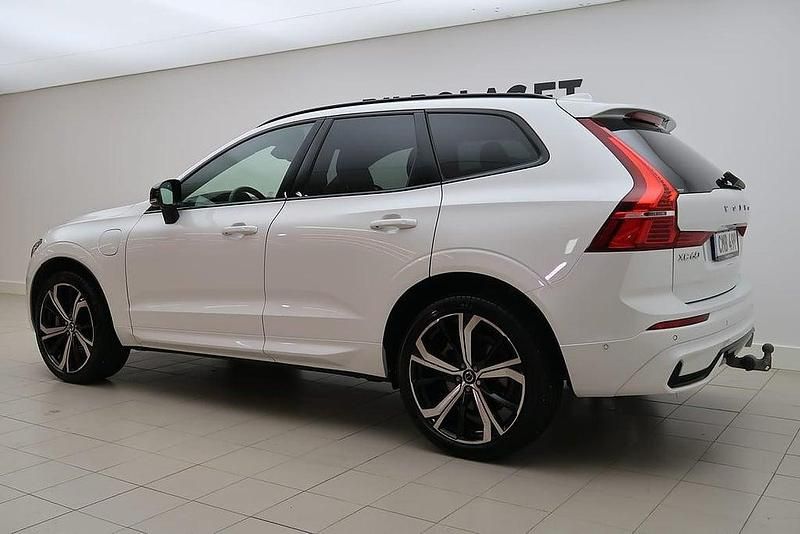 Begagnad Volvo XC60 Plus 456 HK (335 kW) 2023 Vit SUV