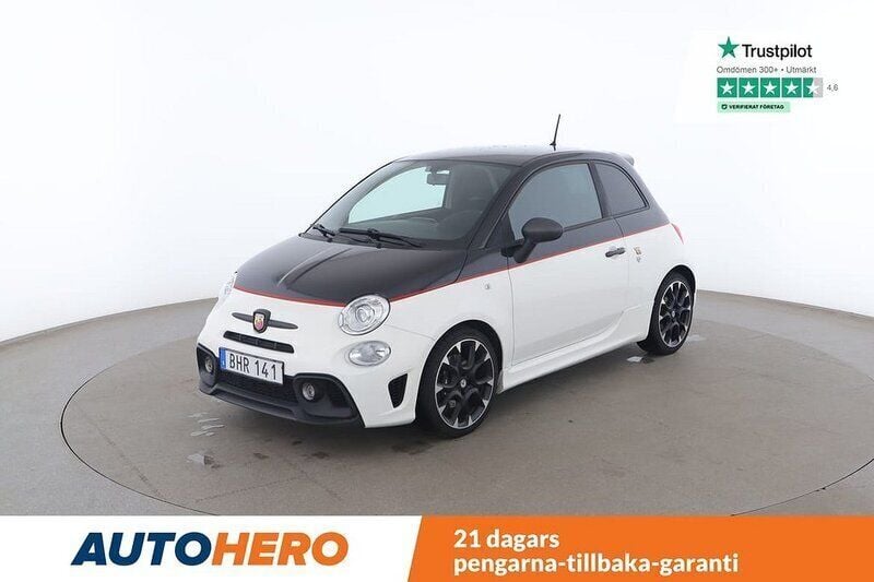 Vit Begagnad 2018 Abarth 595 Halvkombi | 157 000 kr - Bild 1/4
