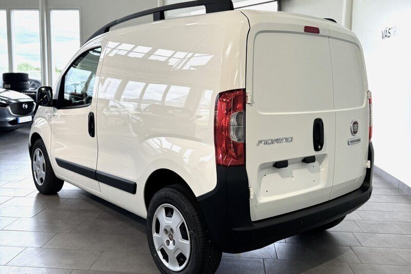 Begagnad Fiat Fiorino 81 HK (59 kW) 2024 Vit Minibuss
