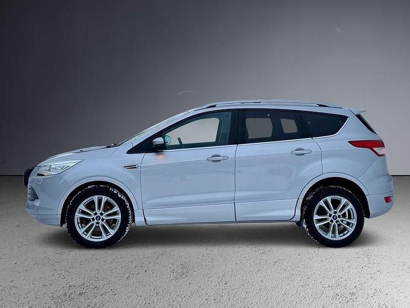 Begagnad Ford Kuga Titanium 180 HK (132 kW) 2016 Grå SUV
