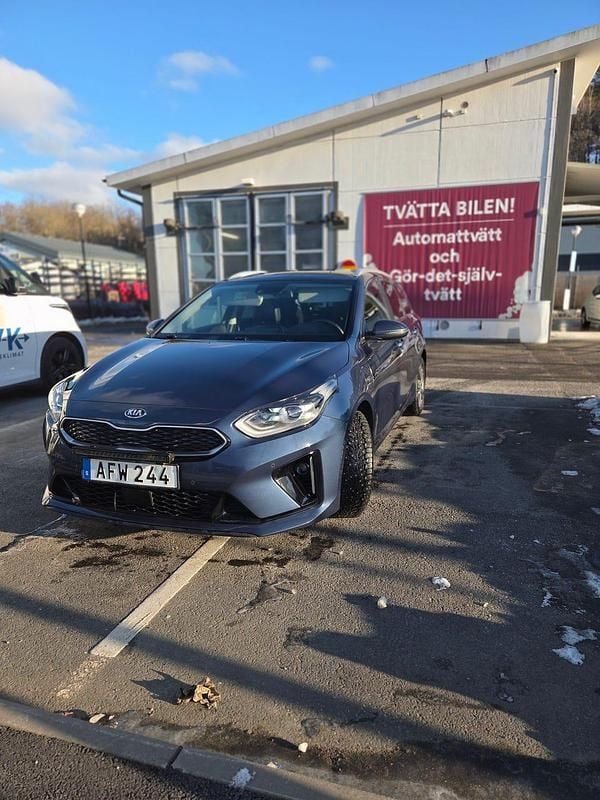 Mörkblå metallic, advance plus 2 Begagnad 2021 Kia Ceed Sportswagon Advance Kombi | 200 000 kr (Superpris) - Bild 1/4