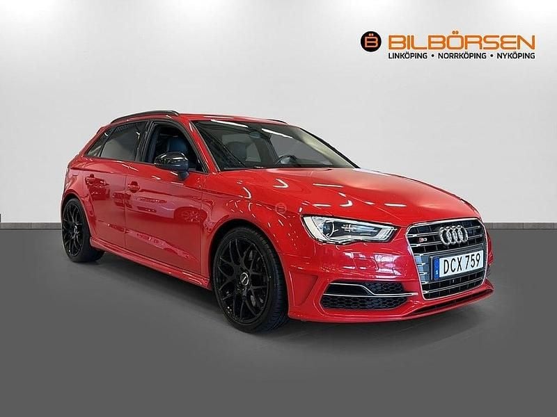 Begagnad Audi S3 Sportback 300 HK (220 kW) 2013 Röd Halvkombi