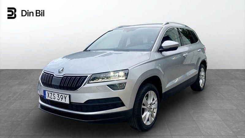 Silver Begagnad 2019 Skoda Karoq Ambition SUV | 184 900 kr (Marknadspris) - Bild 1/4