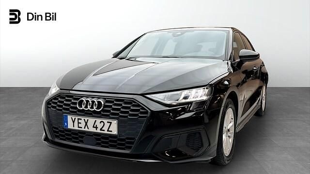 Brilliantsvart Begagnad 2023 Audi A3 Proline | 289 000 kr (Marknadspris) - Bild 1/4