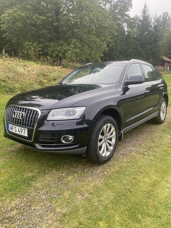 Svart Begagnad 2015 Audi Q5 Design SUV | 139 000 kr (Marknadspris) - Bild 1/4