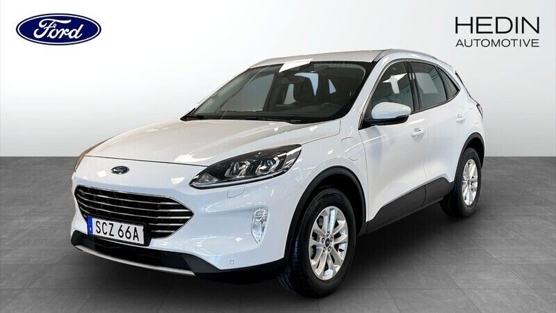 Vit (white) Begagnad 2022 Ford Kuga Titanium SUV | 259 900 kr (Bra pris) - Bild 1/4
