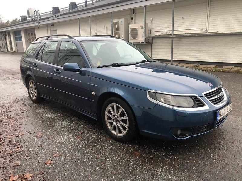 Metallic blue Begagnad 2008 Saab 9-5 Kombi | 29 000 kr (Marknadspris) - Bild 1/4
