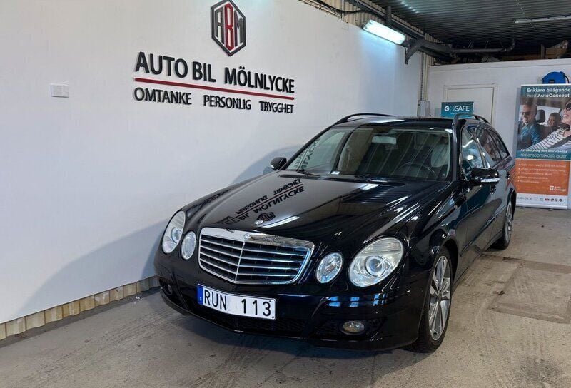 Svart Begagnad 2009 Mercedes E200 Kombi | 119 000 kr (Marknadspris) - Bild 1/4