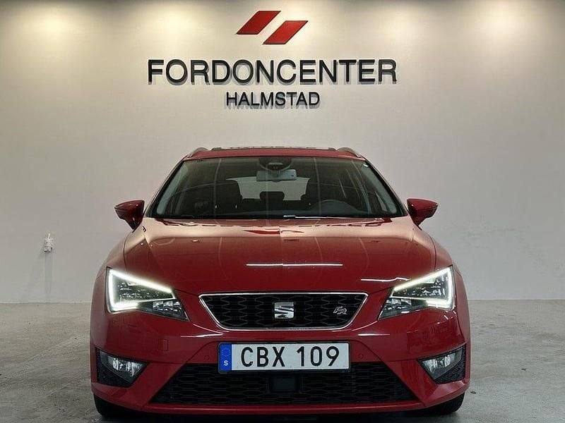 Begagnad Seat Leon ST FR 184 HK (135 kW) 2014 Röd Kombi