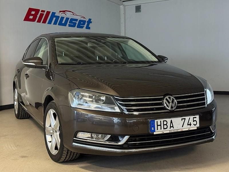 Begagnad VW Passat 160 HK (117 kW) 2012 Mörkbrun Sedan