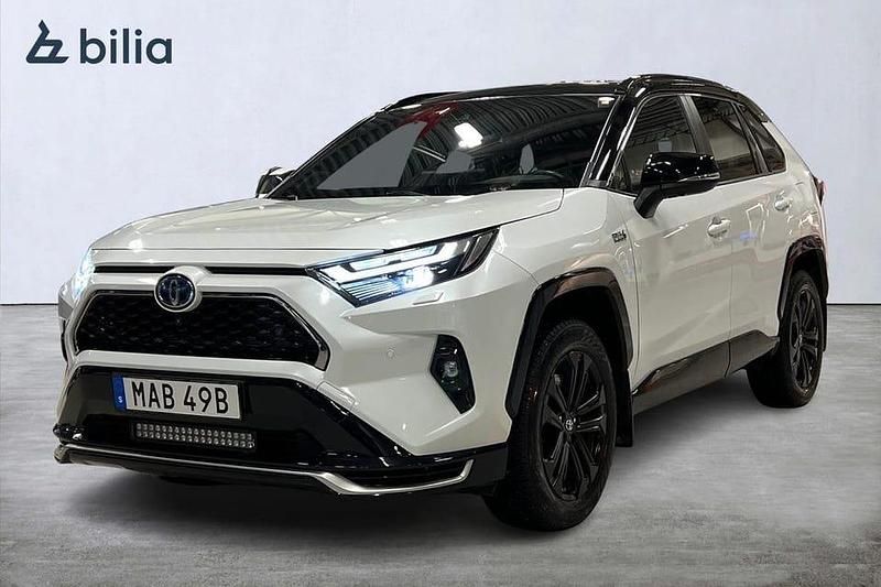 Begagnad Toyota RAV4 Style 310 HK (228 kW) 2023 Vit SUV