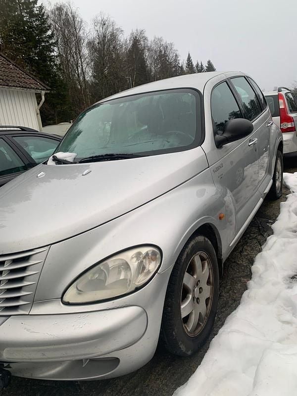 Begagnad Chrysler PT Cruiser 121 HK (88 kW) 2004 Halvkombi