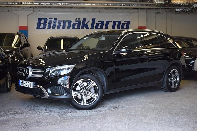 Svart Begagnad 2017 Mercedes GLC220 Luxury SUV | 279 900 kr - Bild 1/4