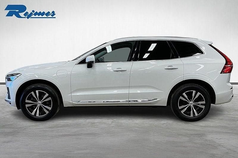 Begagnad Volvo XC60 253 HK (186 kW) 2022 Ice vit SUV