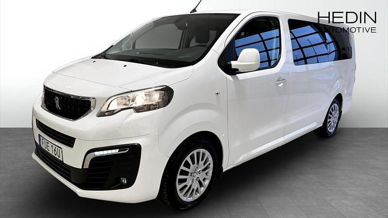 Begagnad Peugeot Traveller 177 HK (130 kW) 2020 Vit Minibuss