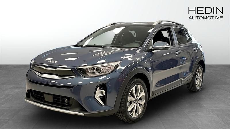Blå Ny 2025 Kia Stonic Advance SUV | 277 900 kr (Marknadspris) - Bild 1/4