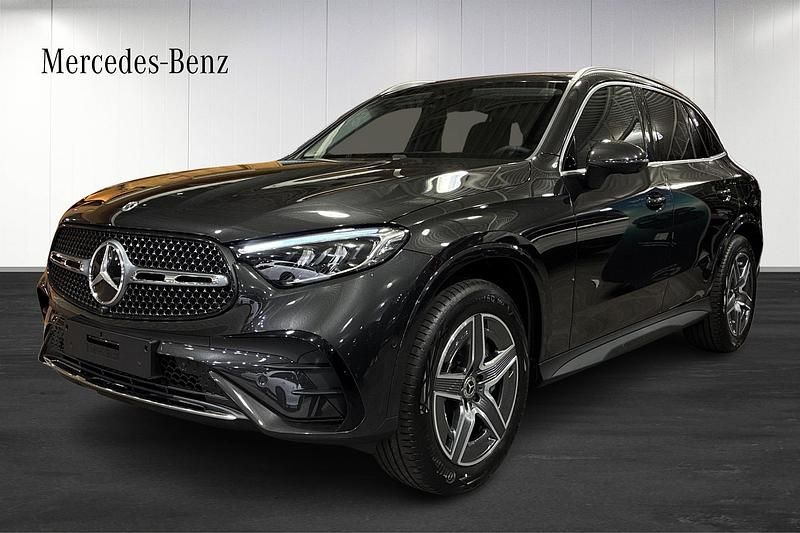 Ny 2026 Mercedes GLC300e Advanced SUV | 733 800 kr (Superpris) - Bild 1/4