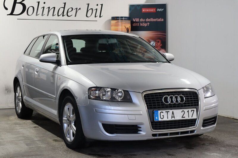 Silver Begagnad 2008 Audi A3 Sportback Attraction Halvkombi | 66 900 kr (Marknadspris) - Bild 1/4