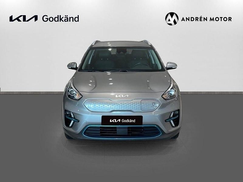 Begagnad Kia e-Niro Advance 150 kW (204 HK) 2022 Grå SUV