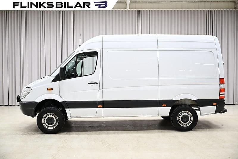 Vit Begagnad 2012 Mercedes Sprinter Van | 199 875 kr - Bild 1/4